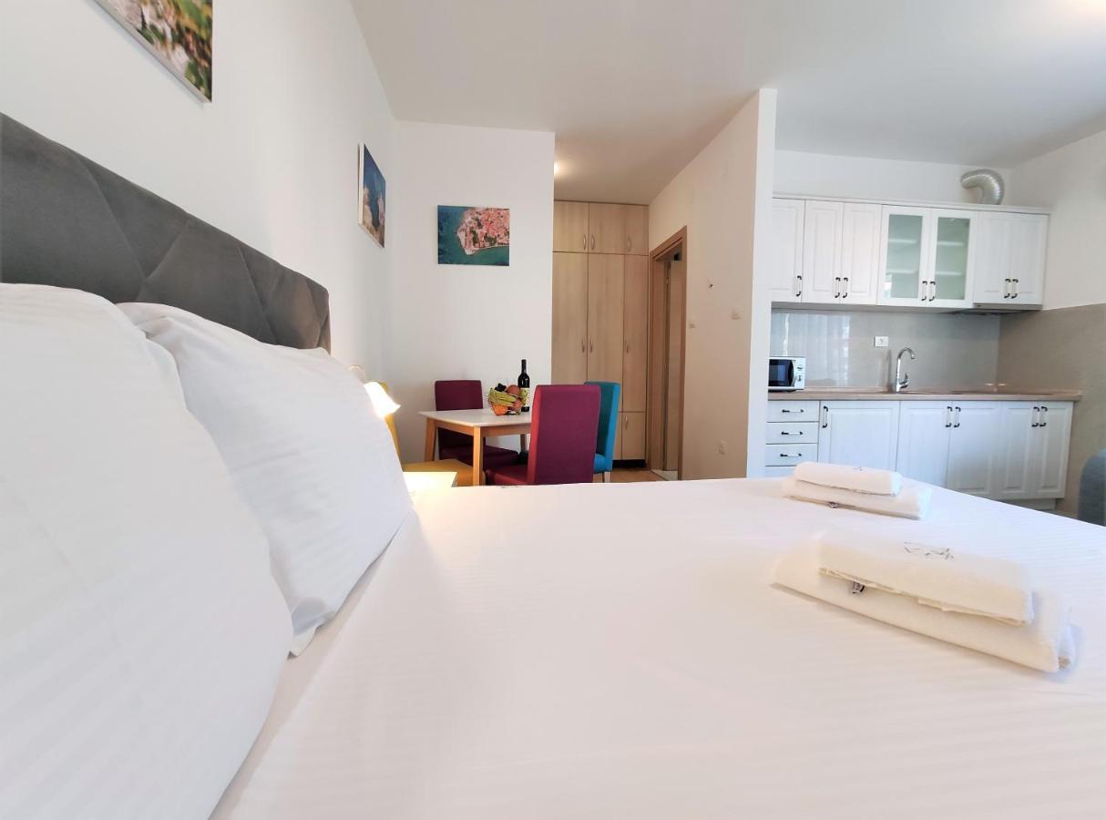 Kala Rooms & Suites Budua Esterno foto
