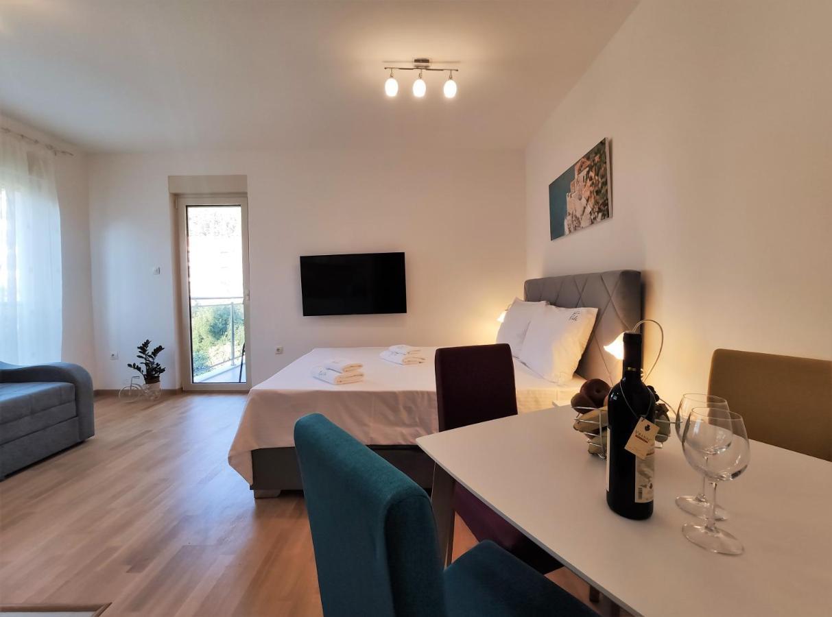Kala Rooms & Suites Budua Esterno foto