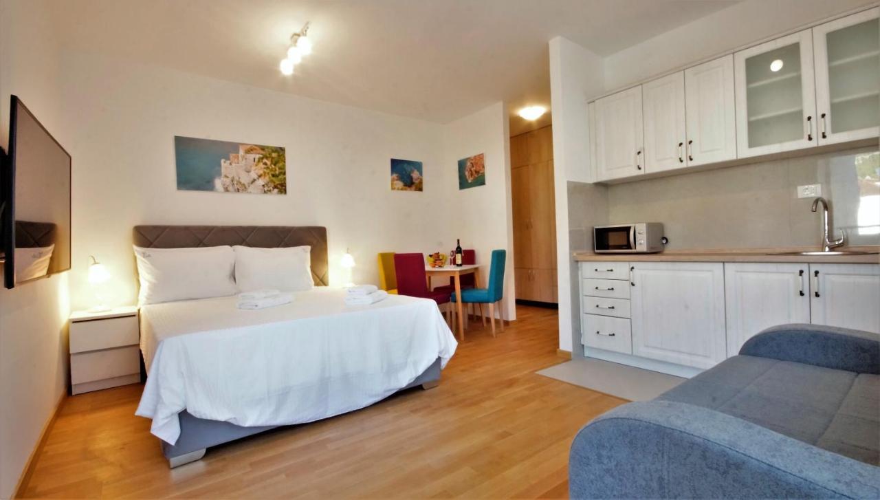 Kala Rooms & Suites Budua Esterno foto